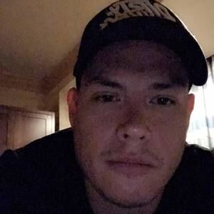 Meet your Posher, Luis